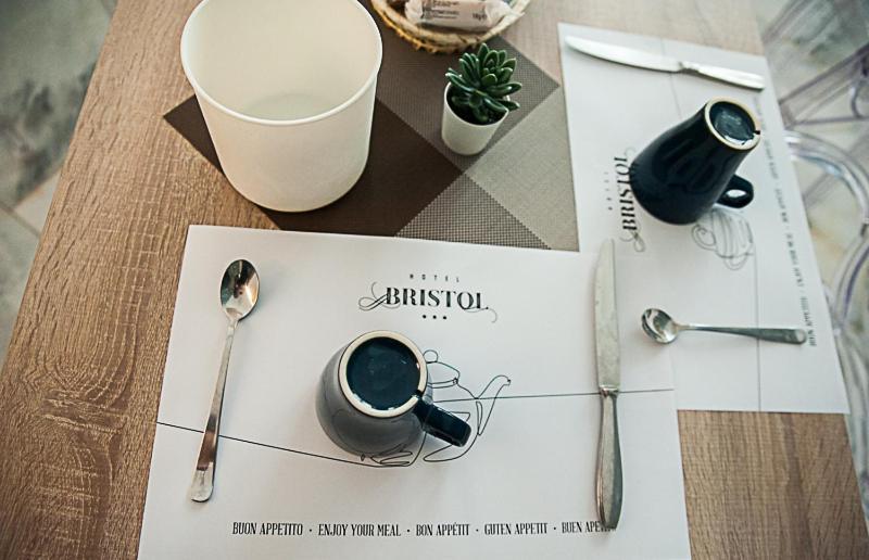 Hotel Bristol Triest Zewnętrze zdjęcie