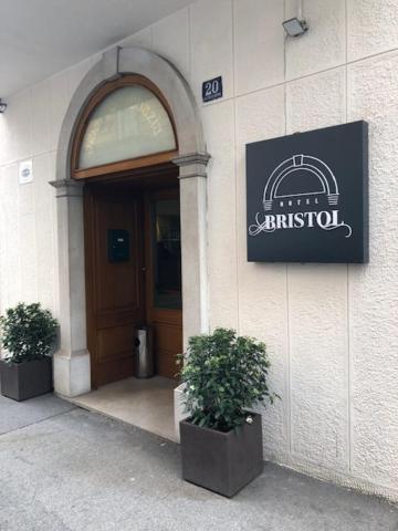 Hotel Bristol Triest Zewnętrze zdjęcie
