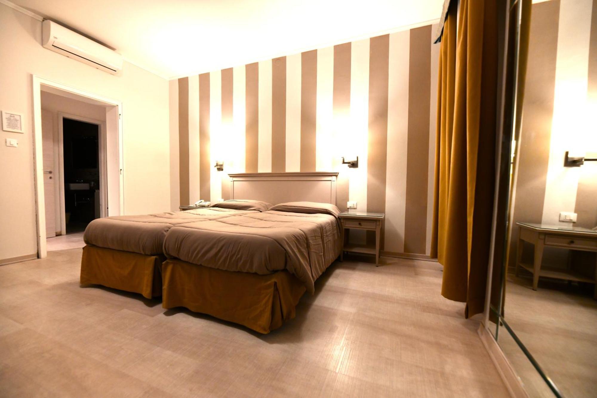 Hotel Bristol Triest Zewnętrze zdjęcie